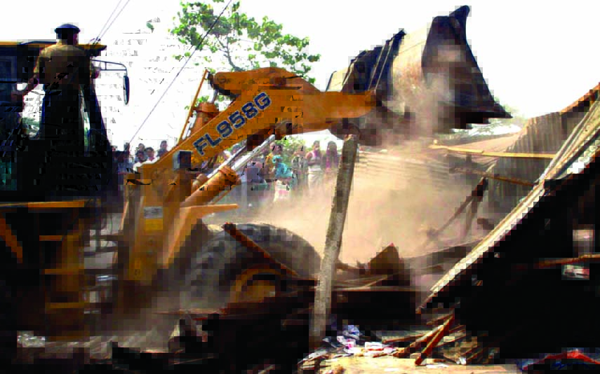 Railway authority on Wednesday evicted some illegal establishments on its land near Tongi Bridge as part of its ongoing drive following the Court order.