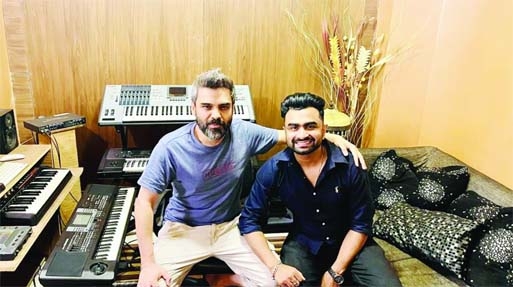 Habib Wahid and Imran at a photo session at the recording studio