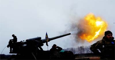 File photo: Ukrainian soldiers with the 43rd Heavy Artillery Brigade fire a projectile from a 2S7 Pion self propelled cannon, as Russia's attack on Ukraine continues, during intense shelling on the front line in Bakhmut, Ukraine, December 26, 2022.